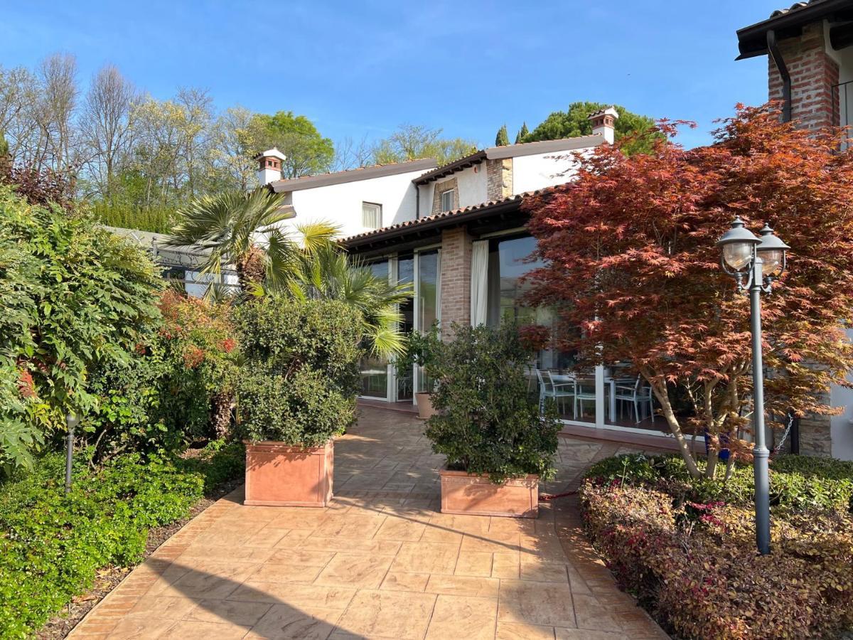 B&B Corte delle Rose Castiglione Delle Stiviere Esterno foto