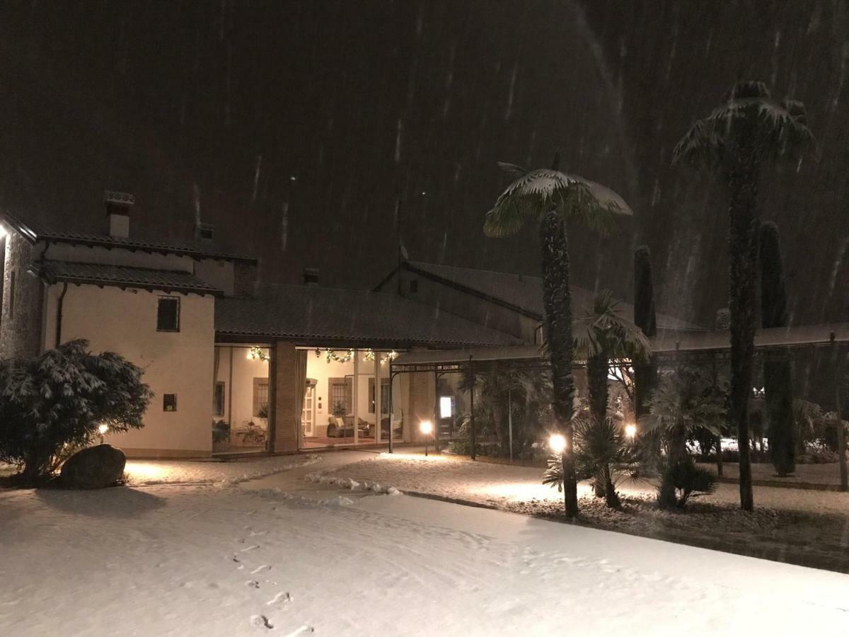 B&B Corte delle Rose Castiglione Delle Stiviere Esterno foto