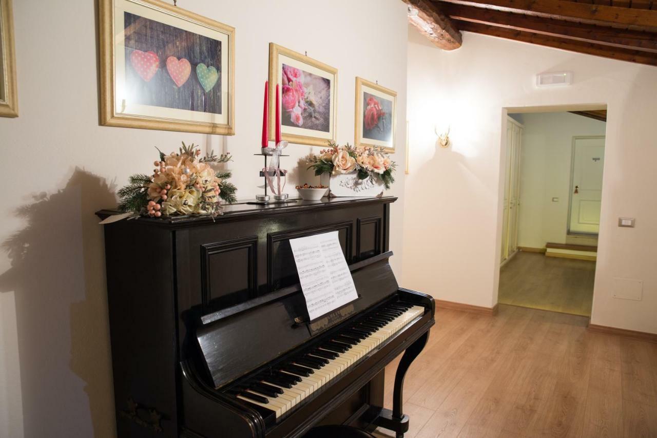 B&B Corte delle Rose Castiglione Delle Stiviere Esterno foto